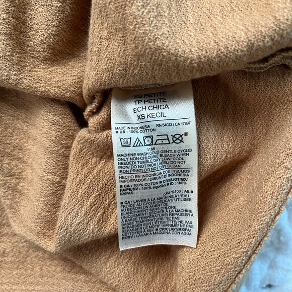 Old Navy Cropped Top (Gold) XSP - Picture 5 of 7